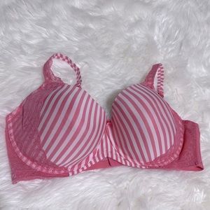 Avenue Body pink‎ lace bra size 44DD